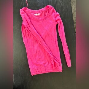 Aeropostale Bright Hot Pink Long Sleeve Tee